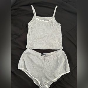 brandy melville pj set 🙉ON HOLD